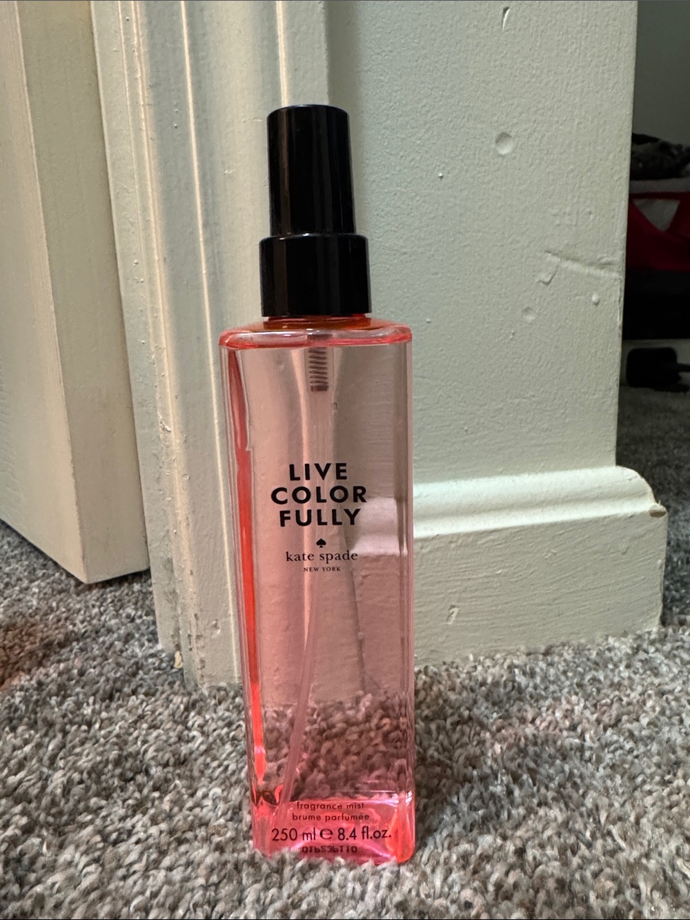 kate spade Live Color Fully Fragrance Mist — Pink Bottle with Black Cap